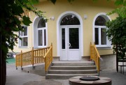 Lazensky-lecebny-dum-Luhacovice-Praha-exterier-17.jpg